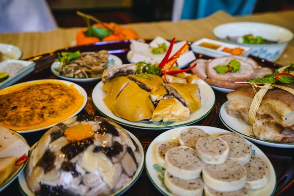 Traditionellt Kök Tet Semester Vietnam Familjen Fantastiskt Vietnamesisk Mat För — Stockfoto
