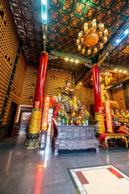 Ho Chi Minh, Vietnam - 26 Aralık 2020: Thousand Buddha Temple veya Chua Van Phat pagoda in District 5, Ho Chi Minh City, Vietnam