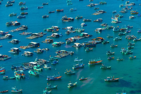 Вид Воздуха Традиционные Рыбацкие Лодки Выложенные Гавани Города Дуонг Донг — стоковое фото