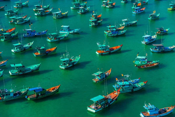 Flygfoto Traditionella Fiskare Båtar Fodrade Thoi Hamn Duong Dong Stad — Stockfoto