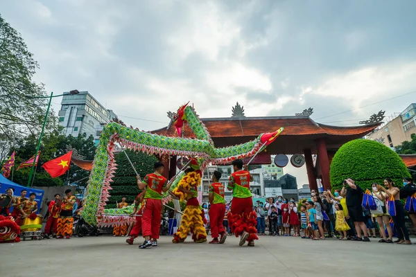 Chi Minh Ville Vietnam Jan 2021 Spectacle Danse Dragon Lion — Photo