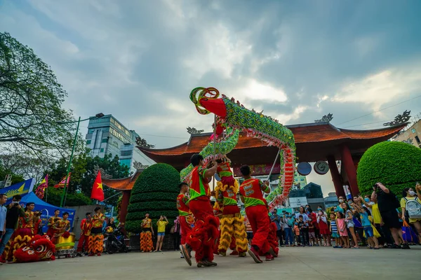 Chi Minh Ville Vietnam Jan 2021 Spectacle Danse Dragon Lion — Photo