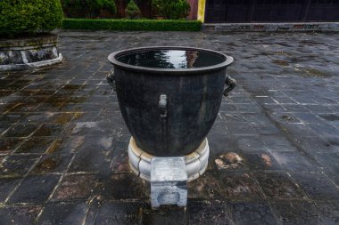 Antik Tu Duc kraliyet mezarı ve Hue, Vietnam yakınlarındaki Tu Duc İmparatorunun Bahçeleri. Unesco Dünya Mirası Alanı. Seyahat ve manzara konsepti.