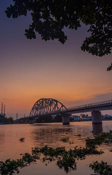 Hermosa Puesta Sol Binh Loi Puente Nuevo Viejo Por Noche — Foto de Stock