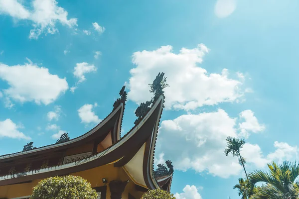 Όμορφη Θέα Του Bat Nha Παγόδα Στην Πόλη Bao Loc — Φωτογραφία Αρχείου