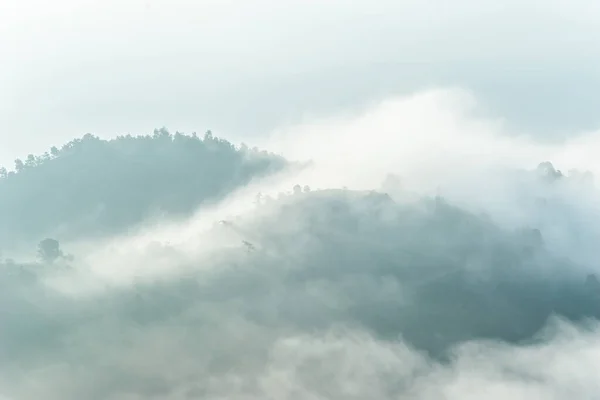Bella Vista Sulla Valle Locale Montagna Nella Nebbia Vicino Linh — Foto Stock
