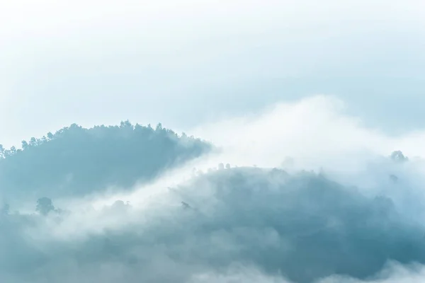 Bella Vista Sulla Valle Locale Montagna Nella Nebbia Vicino Linh — Foto Stock