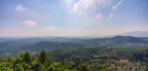 Prachtig Uitzicht Lokale Vallei Berg Mistige Buurt Linh Quy Phap — Stockfoto