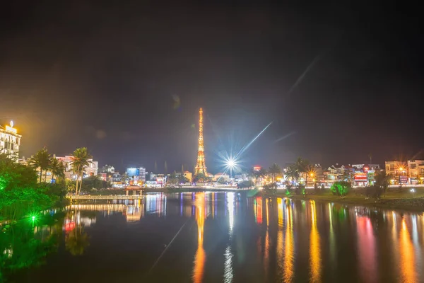 Bao Loc Vietnã Maio 2021 Vista Noturna Pequeno Lago Dong — Fotografia de Stock