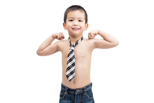 Маленький красивый азиатский мальчик портрет без рубашки с галстуком шоу — стоковое фото