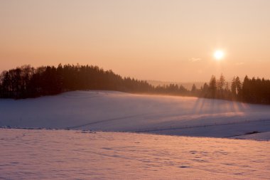 günbatımı kış peyzaj.