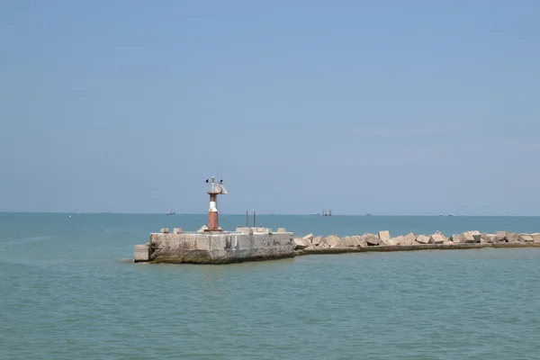 Lighthouse by the sea in Kerch Strait — Stock Photo, Image