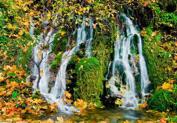 Wasserfall — Stockfoto