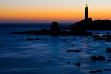 Güvercin noktası deniz feneri