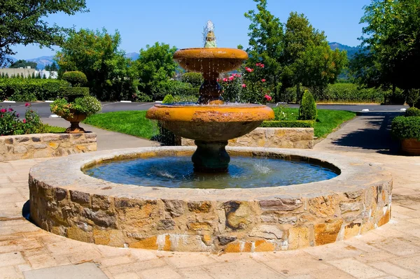 Fountain in Napa Valley — Stock Photo, Image