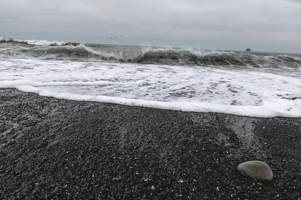 Хвилі Розбивають Сірі Скелі Пляжі Ріальто Національному Парку Олімпік — стокове фото