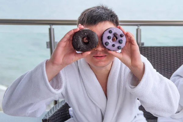 Young Man White Bathrobe Having Fun Vacation Early Morning Breakfast — Stock Photo, Image