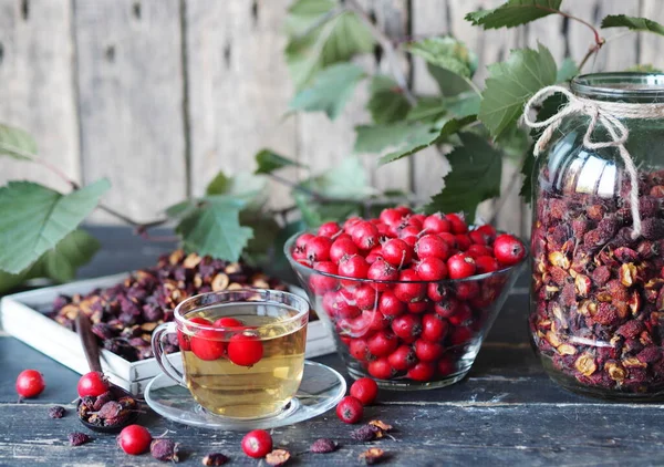 Bright Berries Fresh Hawthorn Dried Berries Tea Wooden Background Alternative — Stock Photo, Image