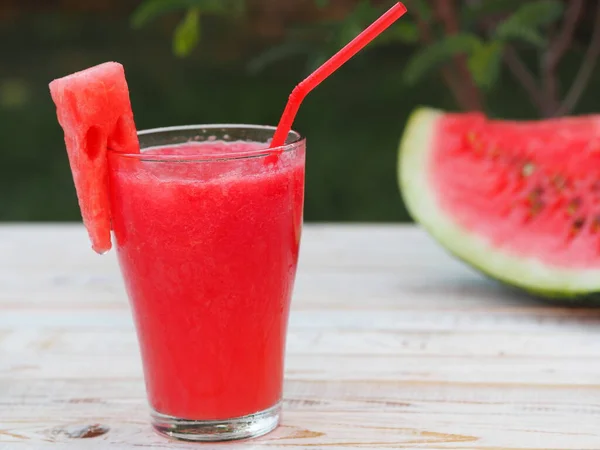 Produto Natural Saudável Copo Uma Bebida Fresca Polpa Uma Melancia — Fotografia de Stock