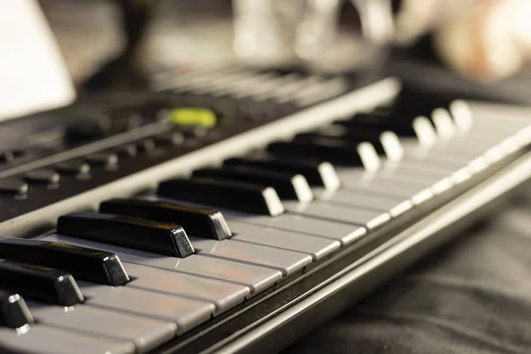 Selectieve Focus Van Piano Toetsenbord — Stockfoto