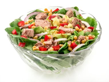 Kasede ton balığı salatası. Kesme yolu