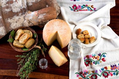 Geleneksel Girit lezzet peyniri .