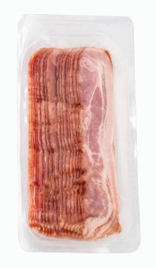 Dilimlenmiş salam / jambon paketi. Beyaz arka planda izole edilmiş. Kesme yolu..