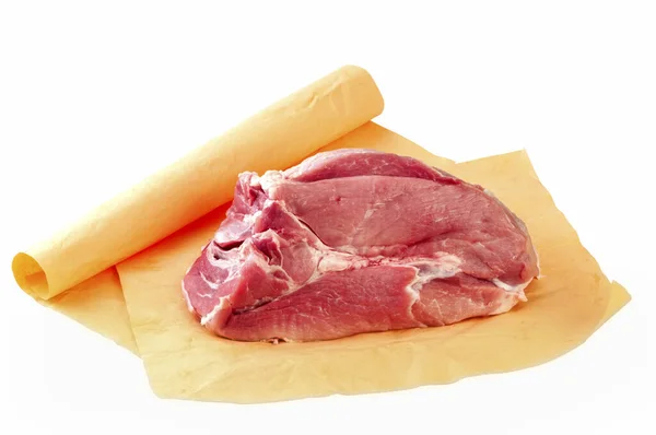 Сырое Мясо Происходит Мясной Лавки Персиковая Цветная Бумага Предотвращает Мясо — стоковое фото