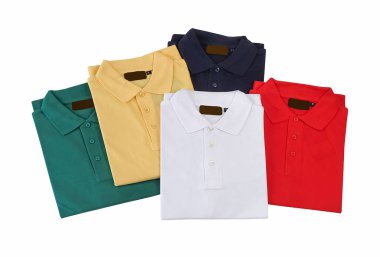 Tişört koleksiyonu. Etiket kırpma yolu ve arkaplan kırpma yolu.