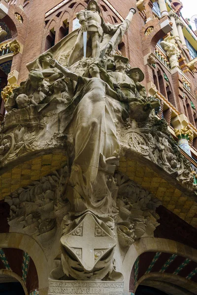 Barcelona Espanha Janeiro 2020 Esculturas Fachada Palau Musica Barcelona — Fotografia de Stock