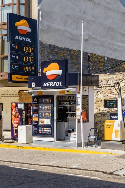 Паленсия Испания Августа 2021 Года Автозаправочная Станция Repsol Испанская Энергетическая — стоковое фото