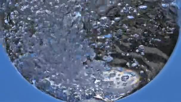 Reflets Nuages Sur Verre Eau — Video