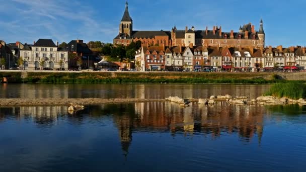 Gien Loiret França Castelo Igreja Com Vista Para Rio Loire — Vídeo de Stock