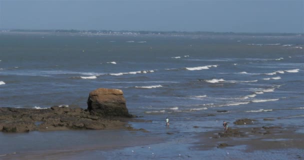 Penestin Der Strand Mine Oder Departement Morbihan Bretagne Frankreich Die — Stockvideo