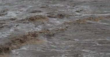 Cevenol fırtınaları, Herault kanyonu, Occitanie, Fransa. Eylül 2020 'de cevenol fırtınaları sırasında Herault nehri ve sel basar.