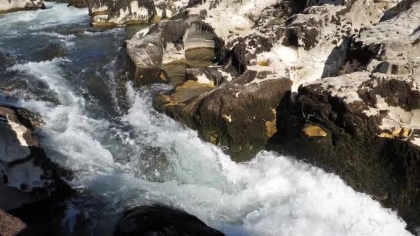 Die Sautadet Wasserfälle Fluss Ceze Roque Sur Ceze Departement Gard — Stockvideo