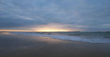Günbatımı, Messanges plajı, Landes bölümü, Yeni Aquitaine, Fransa.