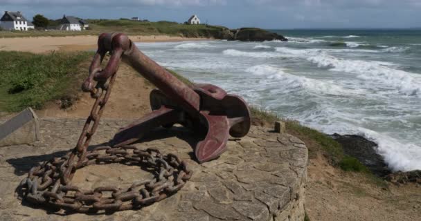 Verloren Scheepsankermonument Pouldu Departement Finistere Bretagne Frankrijk — Stockvideo