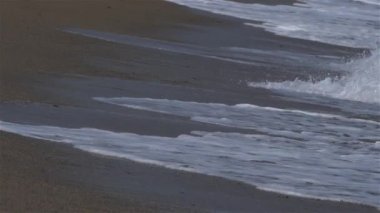 Argeles sur mer, Pyrenees Orientales, Fransa sahillerinde dalgalar