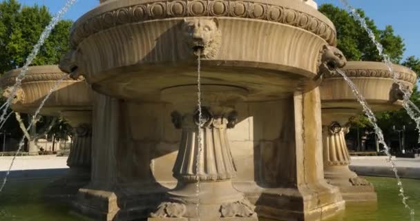 Fontänen Pradier Esplanade Charles Gaulle Nimes Gard Frankrike — Stockvideo