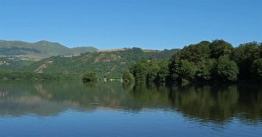 Lac Pavin, Besse-et-Saint-Anastaise, Puy de Dome, Massif Central, Auvergne, Fransa