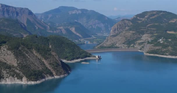 Serre Poncon Hautes Alpes Frankrike Konstgjord Sjö Med Hydroelektrisk Fördämning — Stockvideo