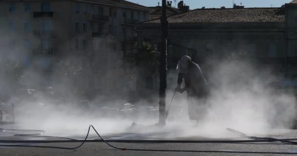 Trabajador Limpiando Pavimento Con Limpiador Presión Altura — Vídeo de stock