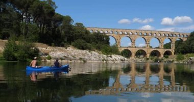 Roma Köprüsü Pont du Gard ve Gardon Nehri, Resmoulins, Gard, Occitanie, Fransa
