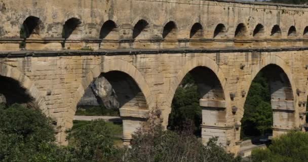 Puente Romano Pont Gard Río Gardon Resmoulins Gard Occitanie Francia — Vídeo de stock