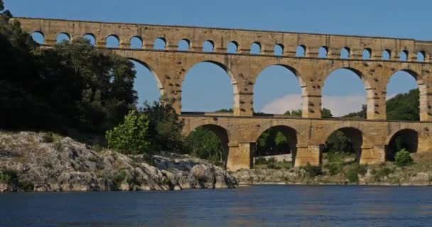 Ponte Romano Pont Gard Fiume Gardon Resmoulins Gard Occitanie Francia — Video Stock