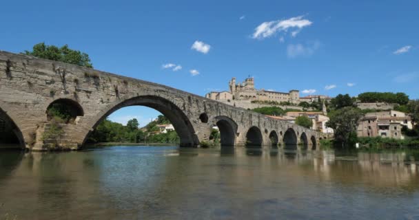 Beziers Herault Occitanie França Primeiro Plano Ponte Velha Sobre Cruzamento — Vídeo de Stock