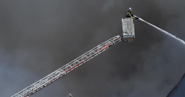 Een Fabrieksbrand Aigues Mortes Occitanie Frankrijk — Stockvideo