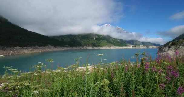 Lake Tignes Departement Savoie Franse Alpen Frankrijk — Stockvideo