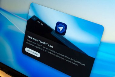 Chatgpt logosuyla Atlas 24 Ekim 2025 'te Hindistan' ın Bangalore kentindeki bir akıllı telefonun ekranında sergilenmektedir.